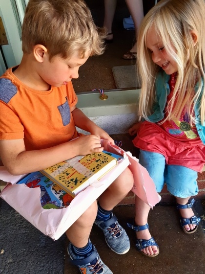 Monty and Saffron opening books